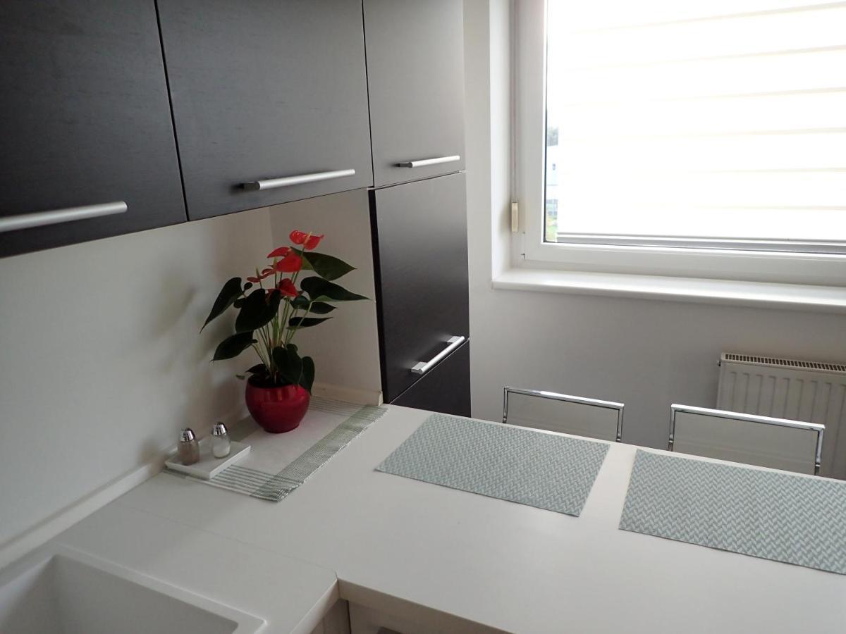Marguerite Apartment - Parking Including Bratislava Eksteriør bilde